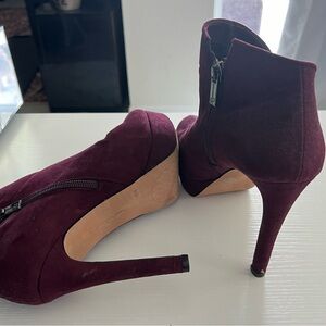 Jessica Simpson bootie